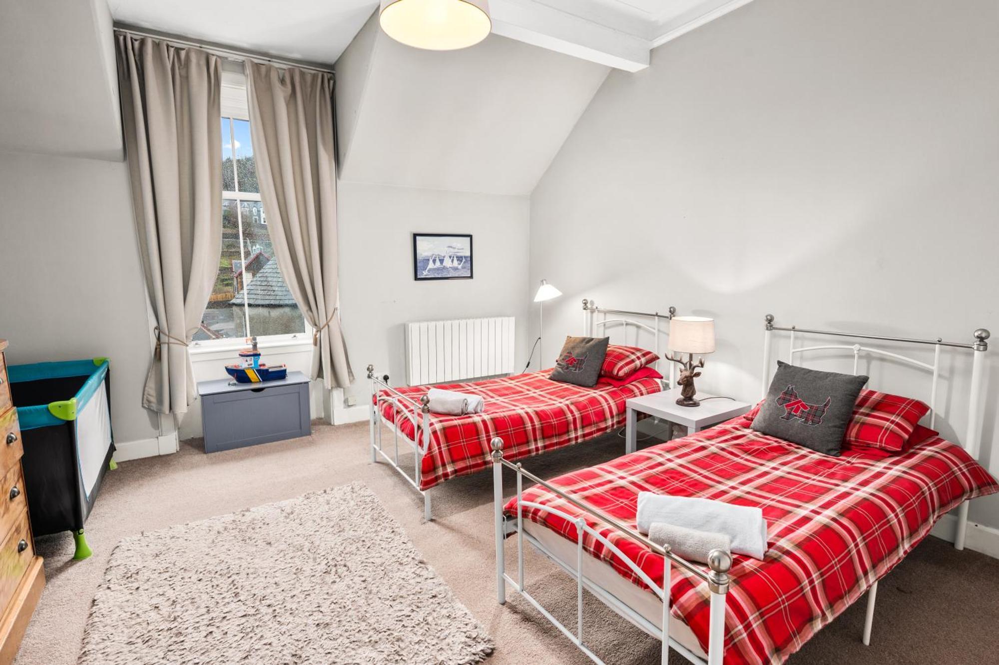 Panoramic Sea Views - Stunning 3Bd Apt & Balcony Oban Buitenkant foto